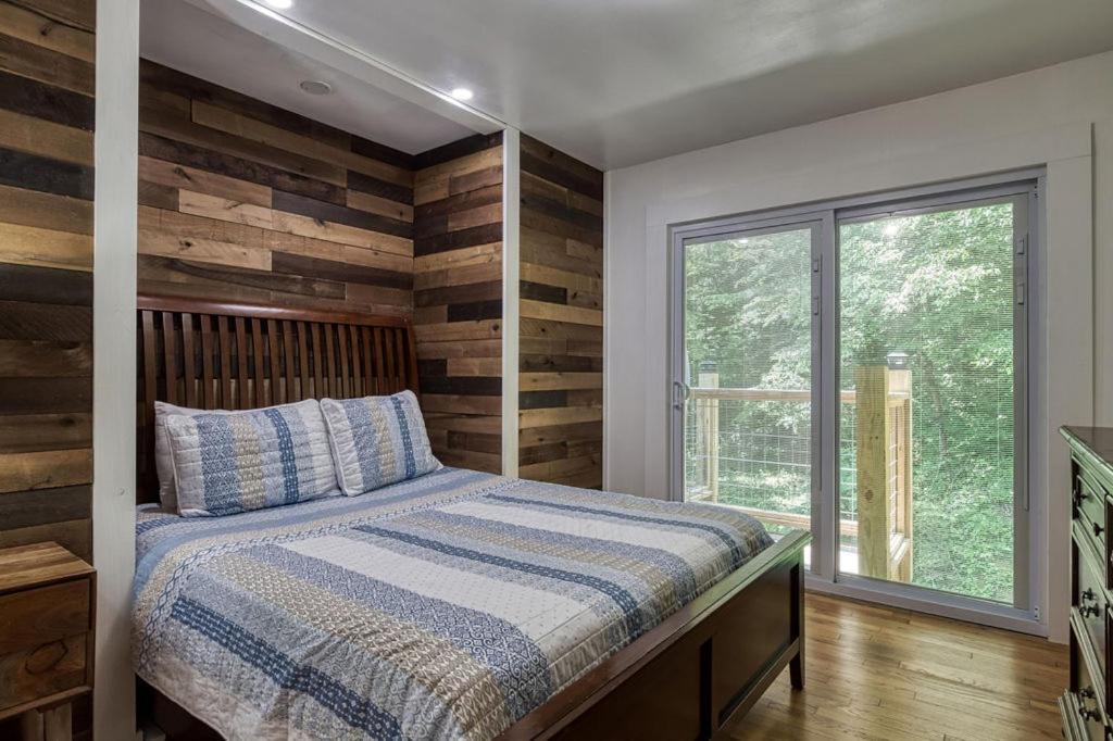 Black Bear Falls - With An In-Law Suite Gatlinburg Extérieur photo